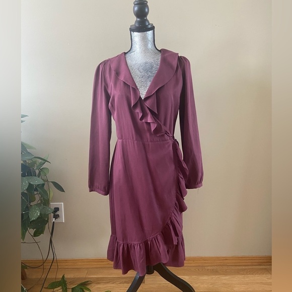 ANTHROPOLGIE mo:vint Tencel Plum Purple Ruffle Wrap Dress Size Small - Picture 10 of 16